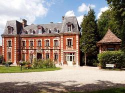 Logis hotel chateau Corneille
