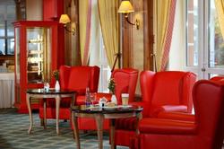 The Monarch Hotel Bad Gogging