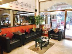 Maxim's Inn