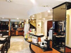 Maxim's Inn