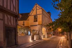 Hôtel Aux Vieux Remparts, The Originals Relais