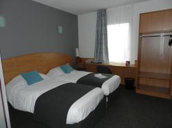 Hotel The Originals Bressuire Plume