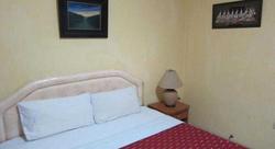 Robin'S Nest Guesthouse