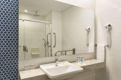 Ramada Hotel & Suites Kemalpasa Izmir