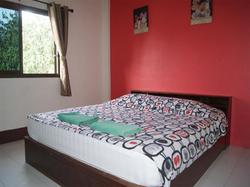 Pineapple Guesthouse Karon