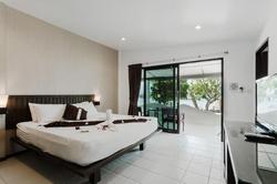 Samui Pier Beach Front  Resort
