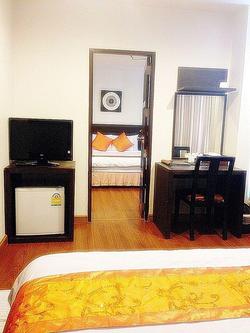 24 At Home Hotel