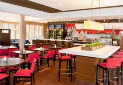 Courtyard Columbus