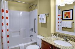 Hawthorn Suites by Wyndham Cincinnati NE Mason