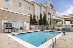 Fairfield Inn & Suites Columbus
