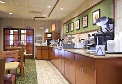 Fairfield Inn & Suites Marshall
