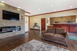 Quality Inn & Suites Bay City