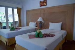 Nakara Longbeach Resort