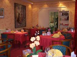 Brit Hotel Les Camelias