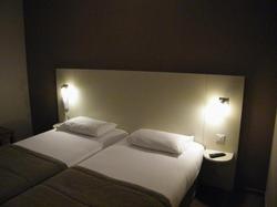 Brit Hotel Armor