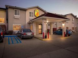 Super 8 by Wyndham Bloomington University Area
