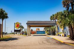 Super 8 by Wyndham Biloxi