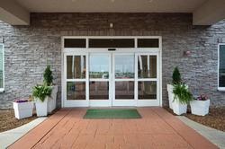 Holiday Inn & Suites Bloomington-Airport