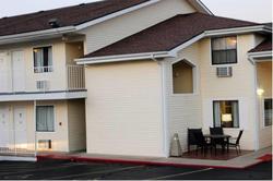 Whispering Hills Inn