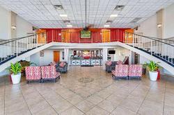 Ramada by Wyndham Bowling Green