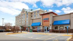 Country Inn & Suites by Radisson, Bloomington at M