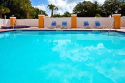 Holiday Inn Express and Suites Brooksville I-75