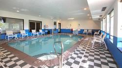 Holiday Inn Express Marshall