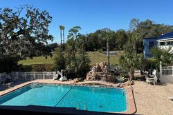Days Inn by Wyndham Brooksville