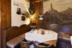 Hotel & Gasthof Goldener Hirsch