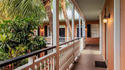 Elliott House Inn