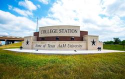 Holiday Inn Express & Suites College Station