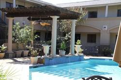 Vineyard Court Designer Suites