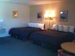 Redwood Inn