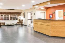 Super 8 by Wyndham Columbus West
