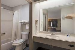 Rodeway Inn & Suites