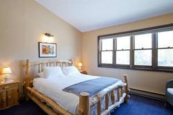 Elk Mountain Lodge
