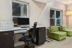 Holiday Inn Express And Suites Columbus Airport