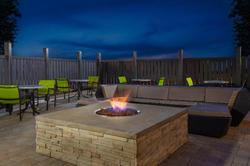 Holiday Inn Express And Suites Columbus Airport
