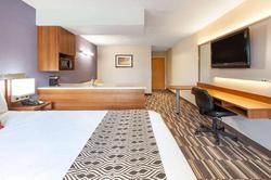 Microtel Inn & Suites By Wyndham Pittsburgh Airpo