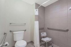 Travelodge by Wyndham Clarksville
