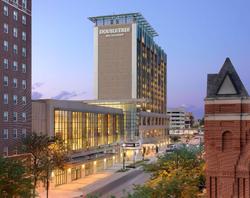 DoubleTree Cedar Rapids Convention Complex