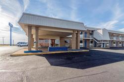 Motel 6 Clinton OK