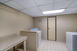 Days Inn by Wyndham Clarksville North
