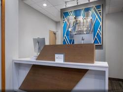 Holiday Inn Express Hotel & Suites Clinton