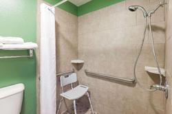 Super 8 by Wyndham Chickasha