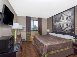 Super 8 by Wyndham Columbus Airport