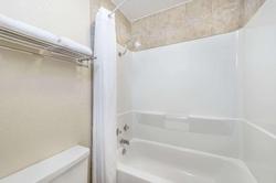 Days Inn by Wyndham Bryan College Station