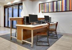 Holiday Inn Express Hotel & Suites Denton-Unt-Twu