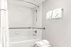 Hawthorn Suites By Wyndham Arlington/Dfw South