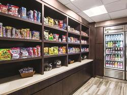 La Quinta Inn & Suites by Wyndham Denver Airport